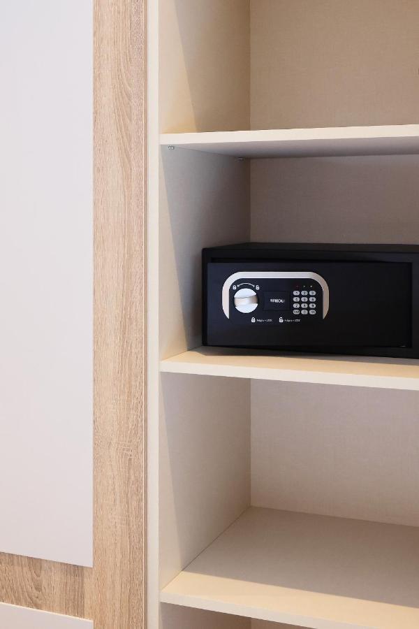 The Apartment By Assethoteles Torrejon de Ardoz Luaran gambar